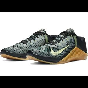 Nike Metcon 6 Cross Training Shoes CK9388 032 Black / Lime Green Men's Sizes